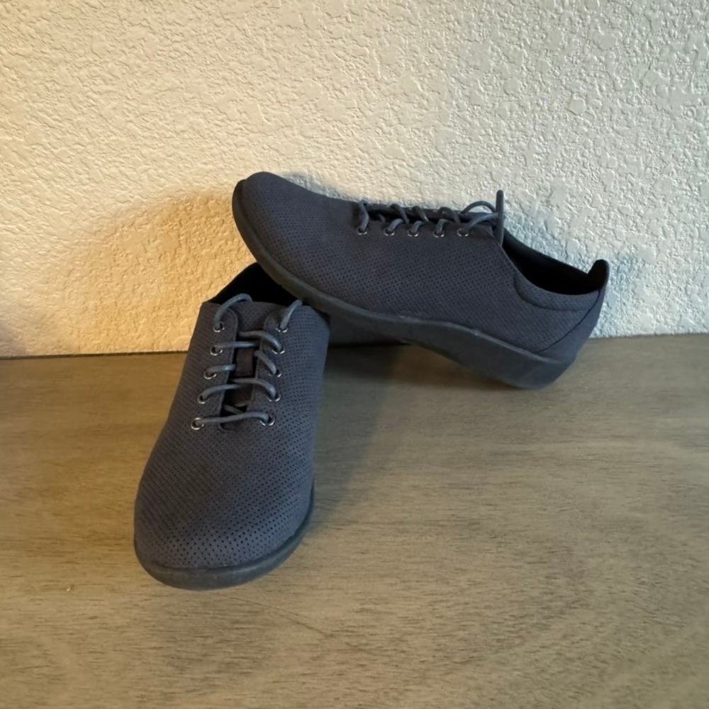 Cloudsteppers by Clarks Women's Navy Perforated Lace-Up Sneakers